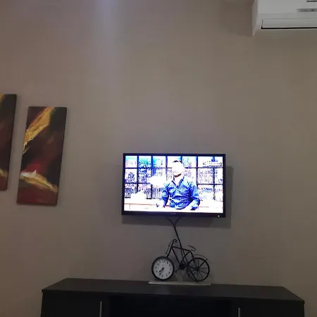 New Apartment Tirana Center Διαμέρισμα *